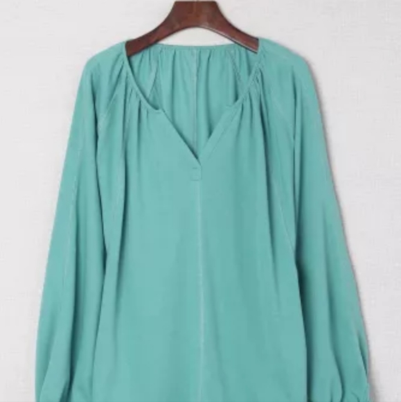 1 med left 💜New Split neck dolman top - Picture 13 of 16